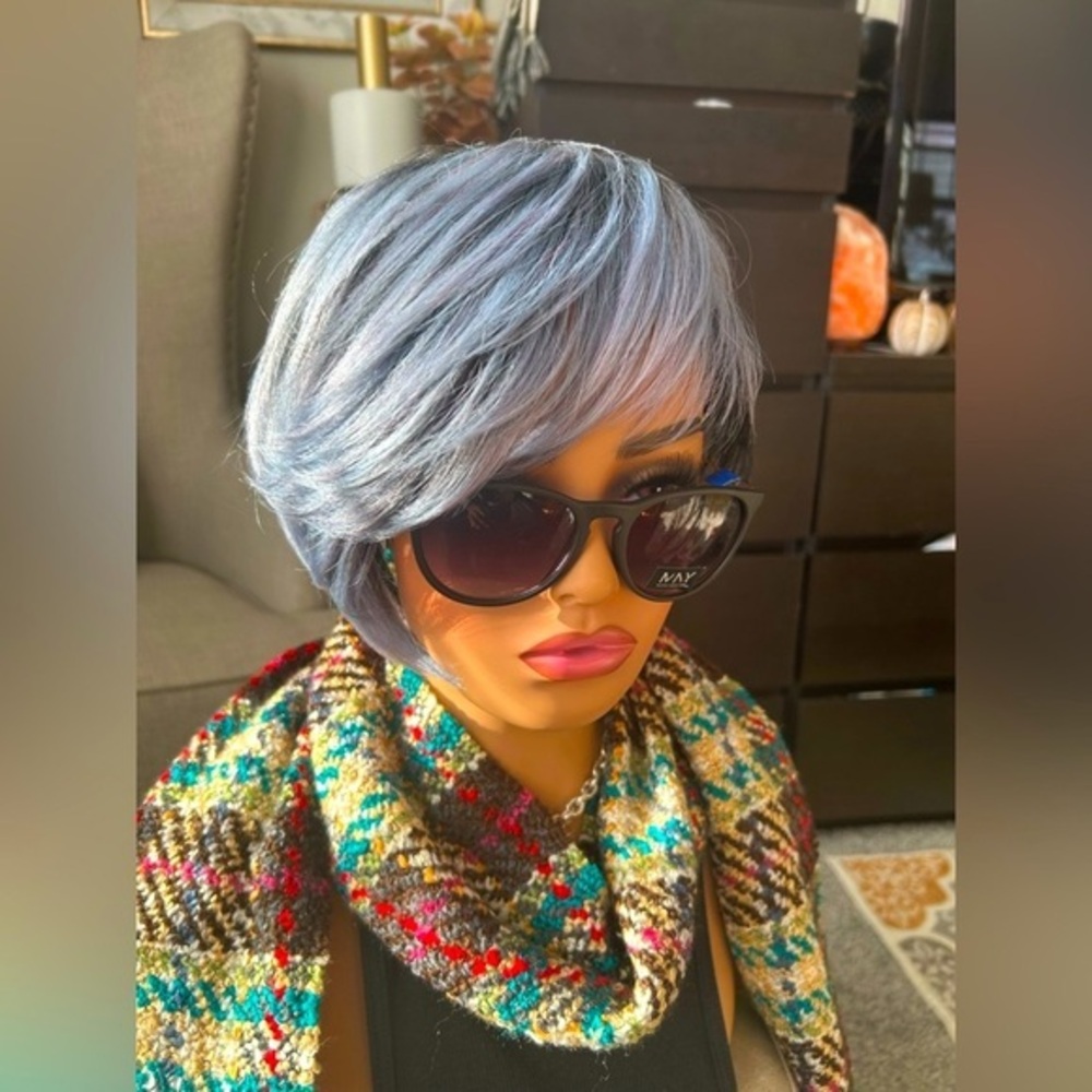 ✨NEW Metallic Steel Blue Gray Women's Pixie Wig